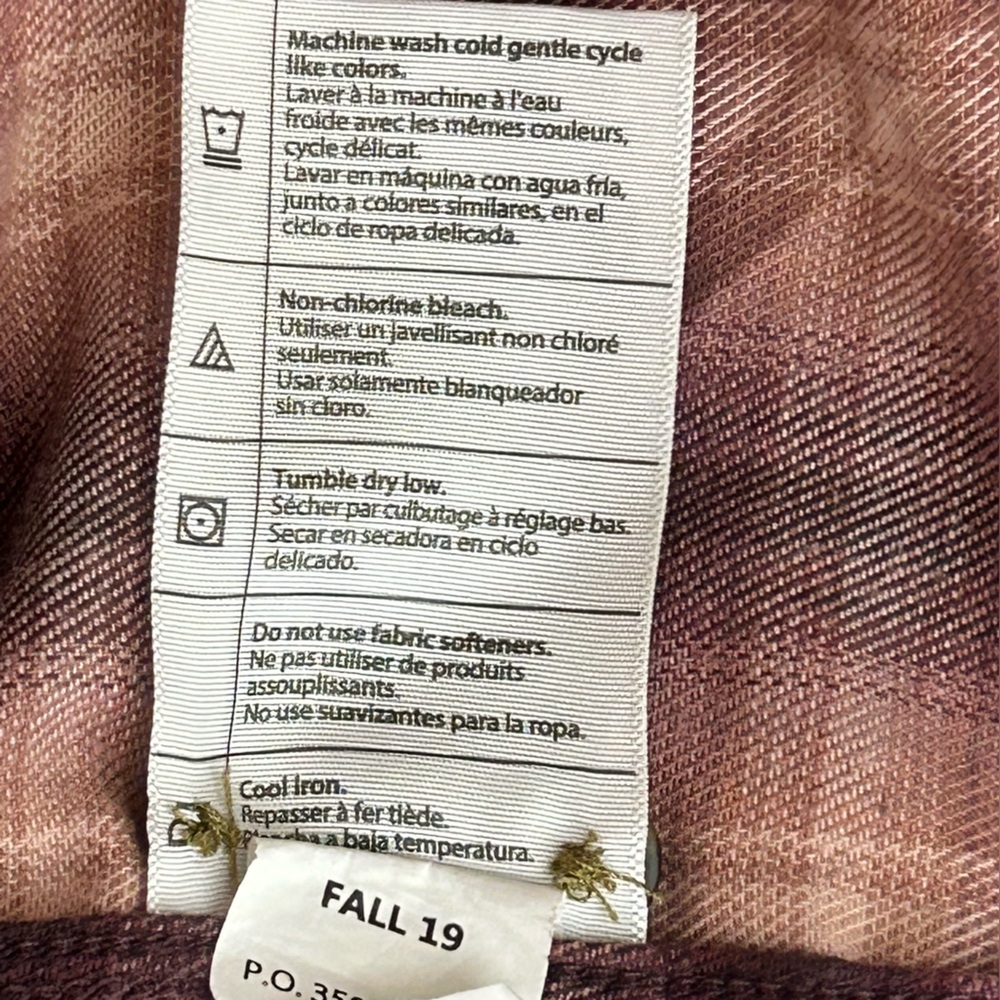 Carhartt Women's Button Down Burgandy Flannel Plaid Shirt Size 3X (24W/26W) - Picture 11 of 14